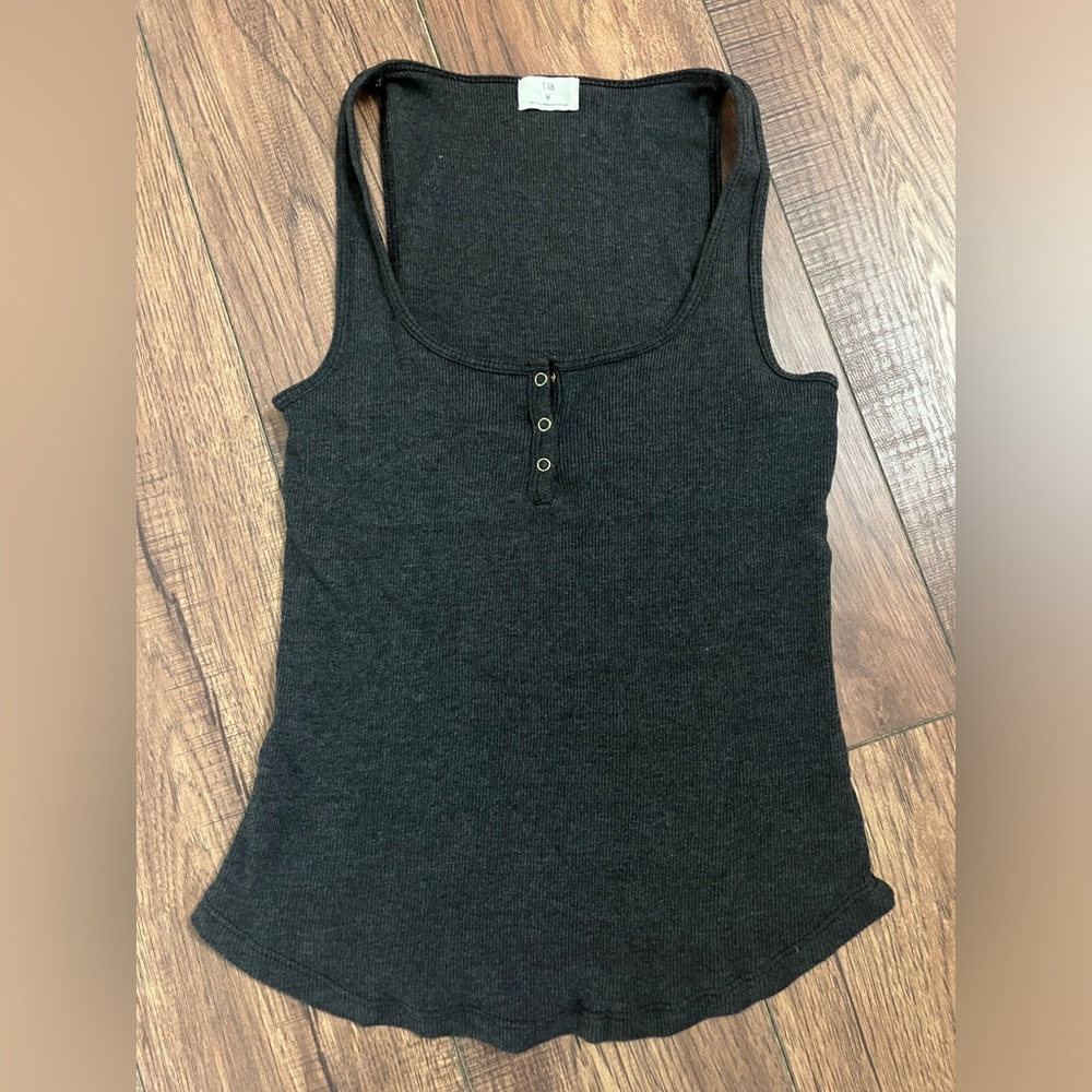 Anthropologie, t.la sleeveless henley tank.
